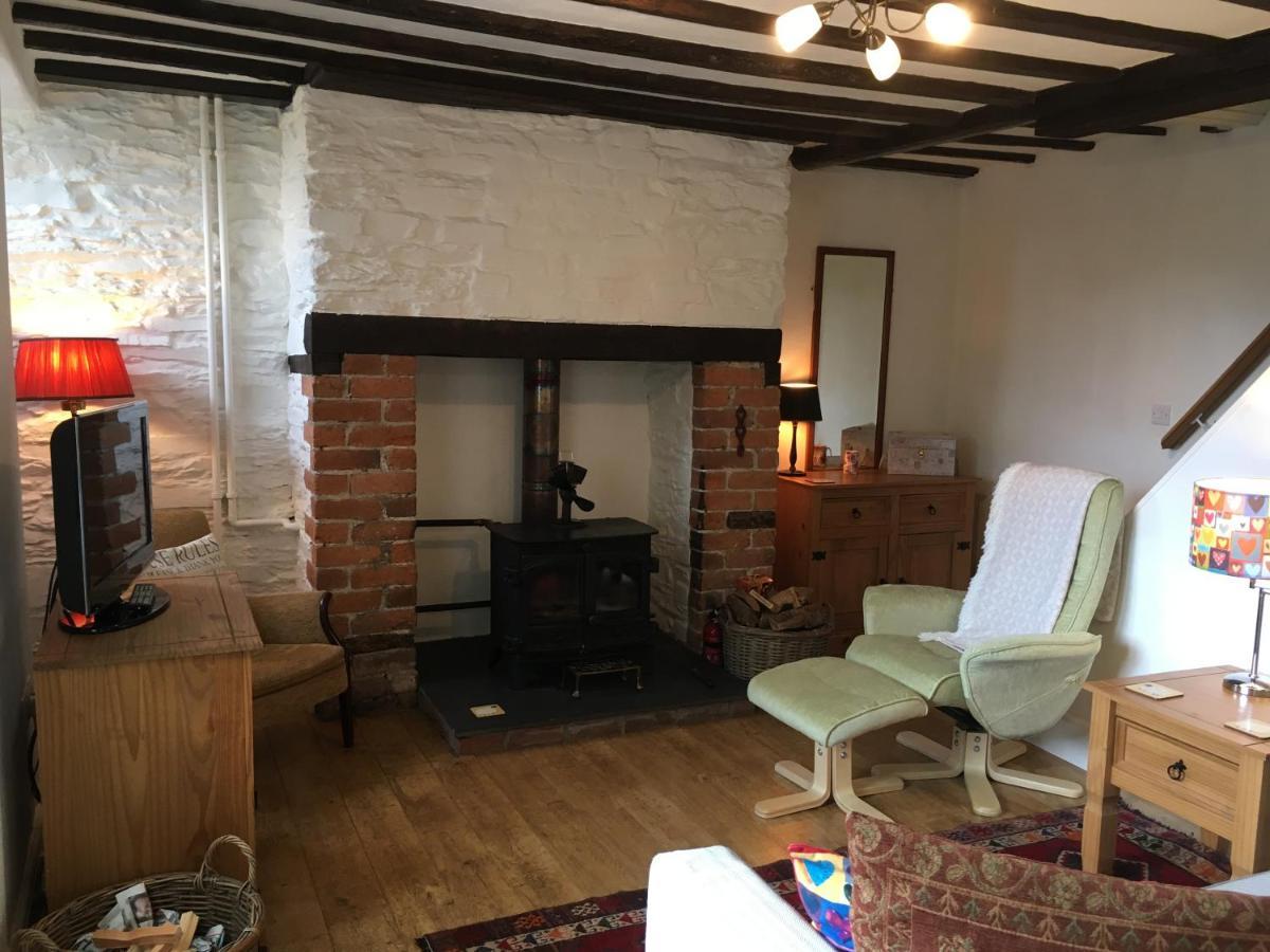 200 Year Old Gardener'S Cottage, Mid Wales Llanidloes Exterior foto